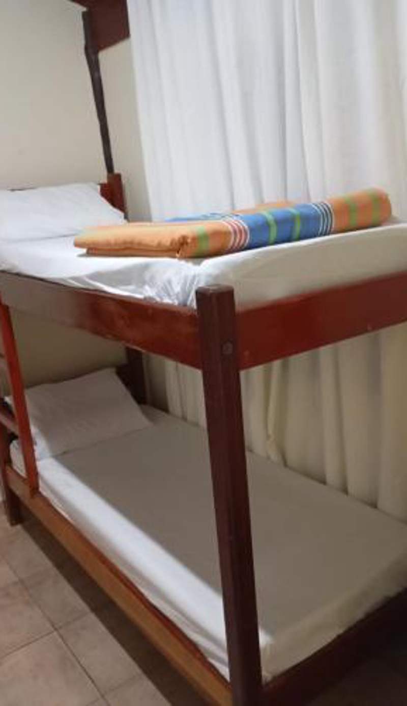 Apto suíte Triplo com Ar e Frigobar