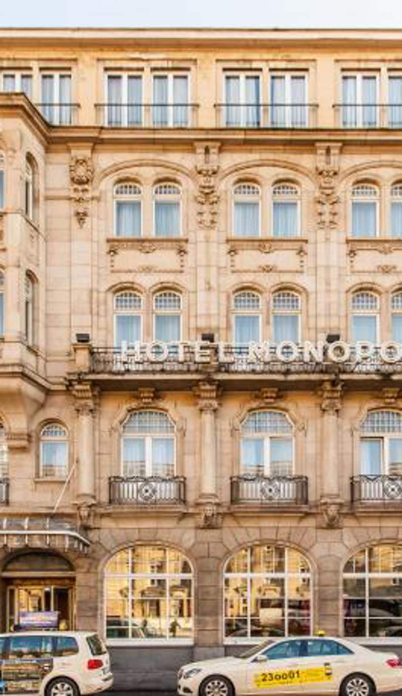 Hotel Monopol - Central Station