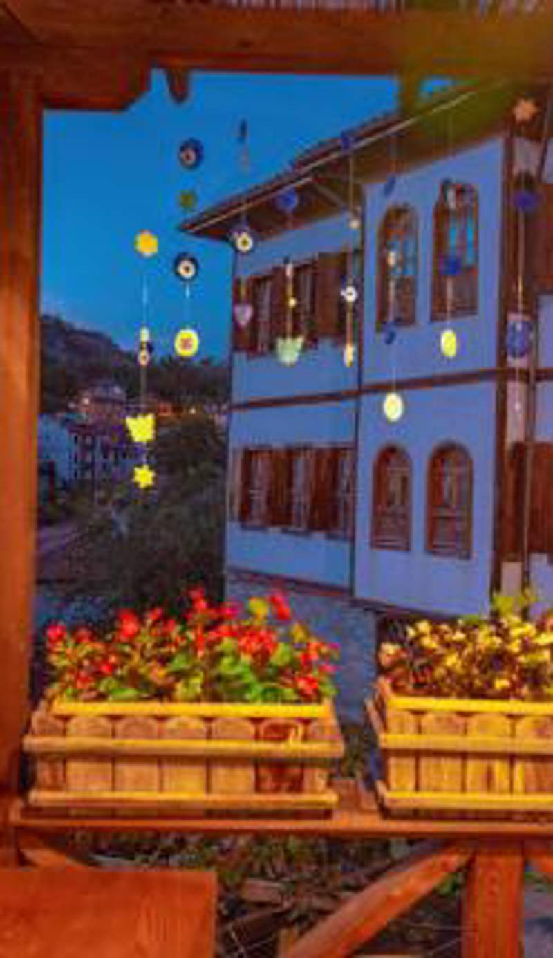 Cesmeli Konak Garden