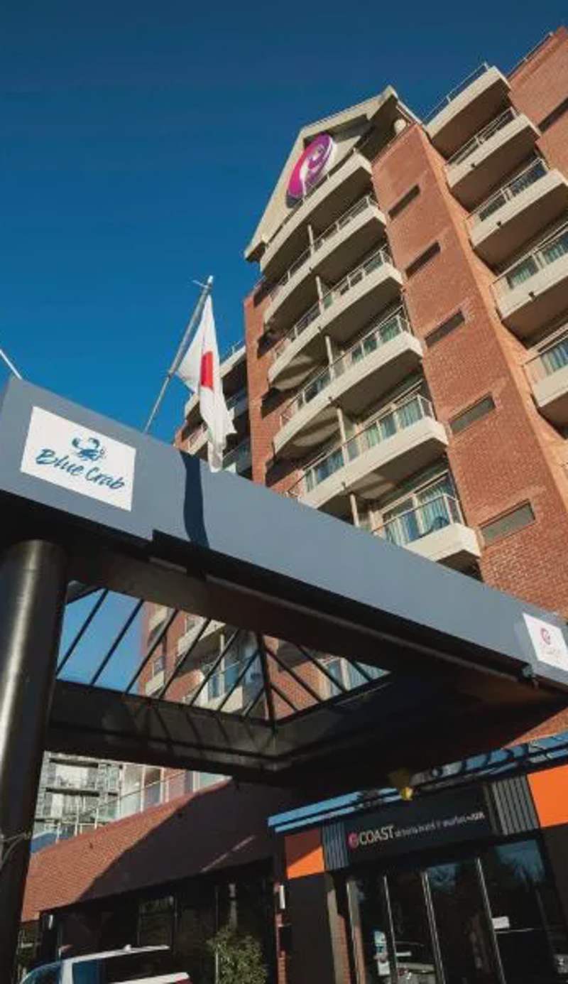Coast Victoria Hotel & Marina by APA