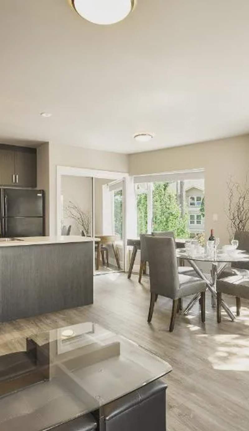 SoLo Suites