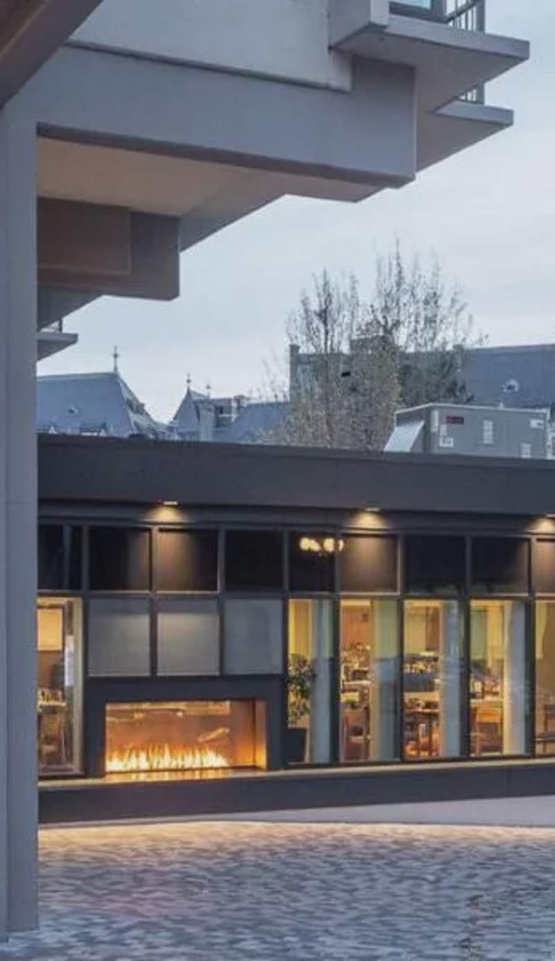 DoubleTree by Hilton Hotel & Suites Victoria
