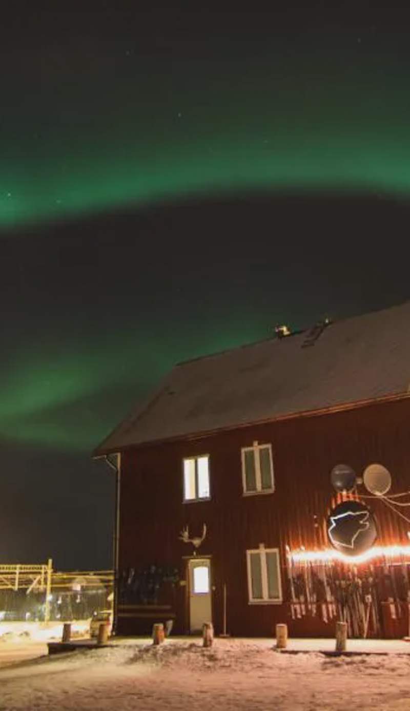 Abisko net Hostel & Huskies