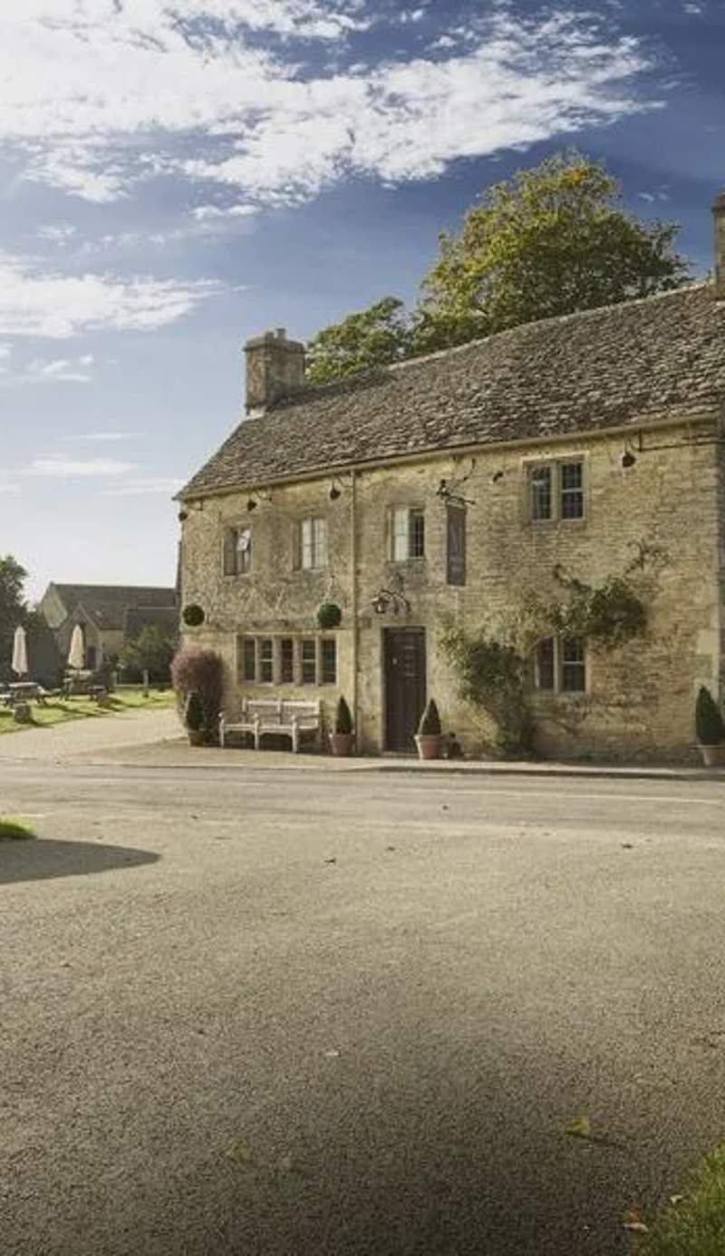 The Masons Arms