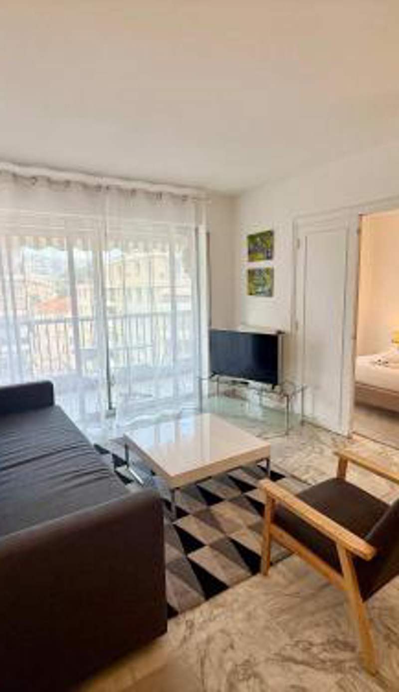 C062 Appart fonctionne Proche du centre Cannes