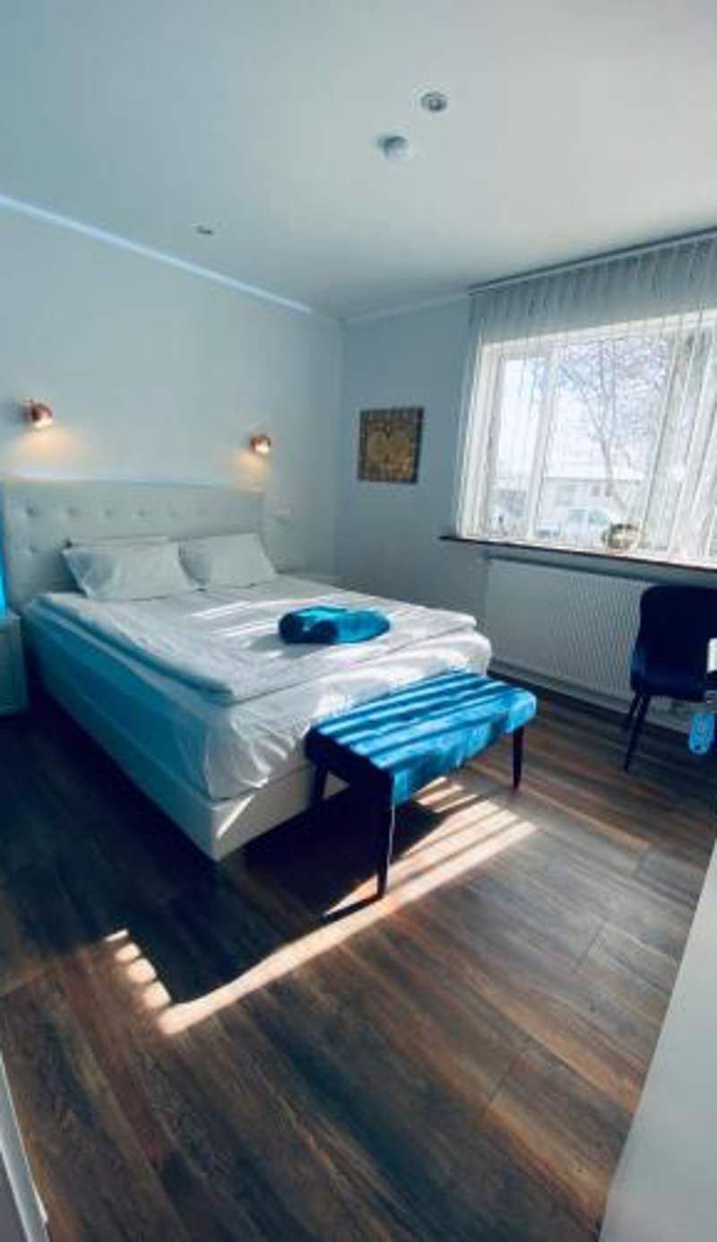 Easy Stay