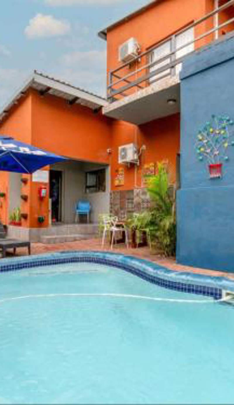 Woodpecker's Guest House