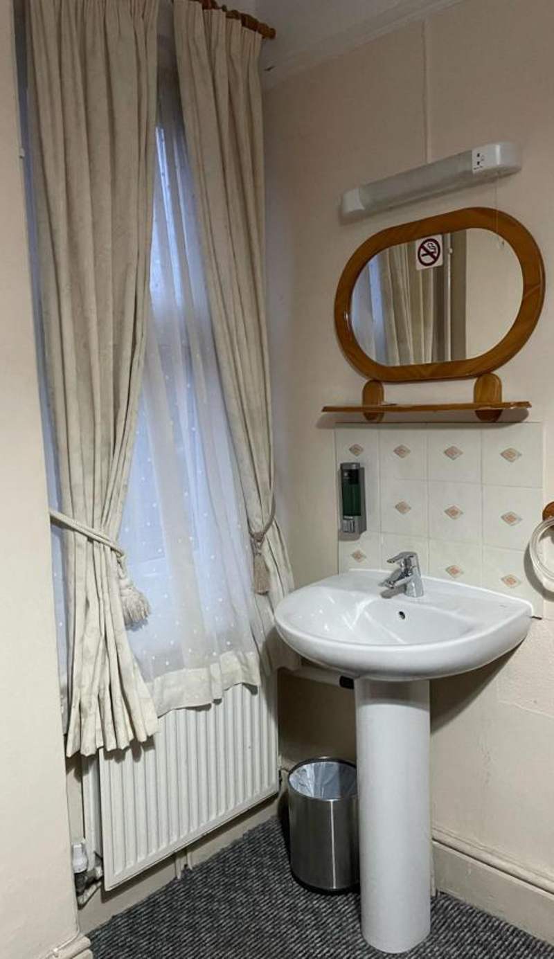 Pickwicks Guest House