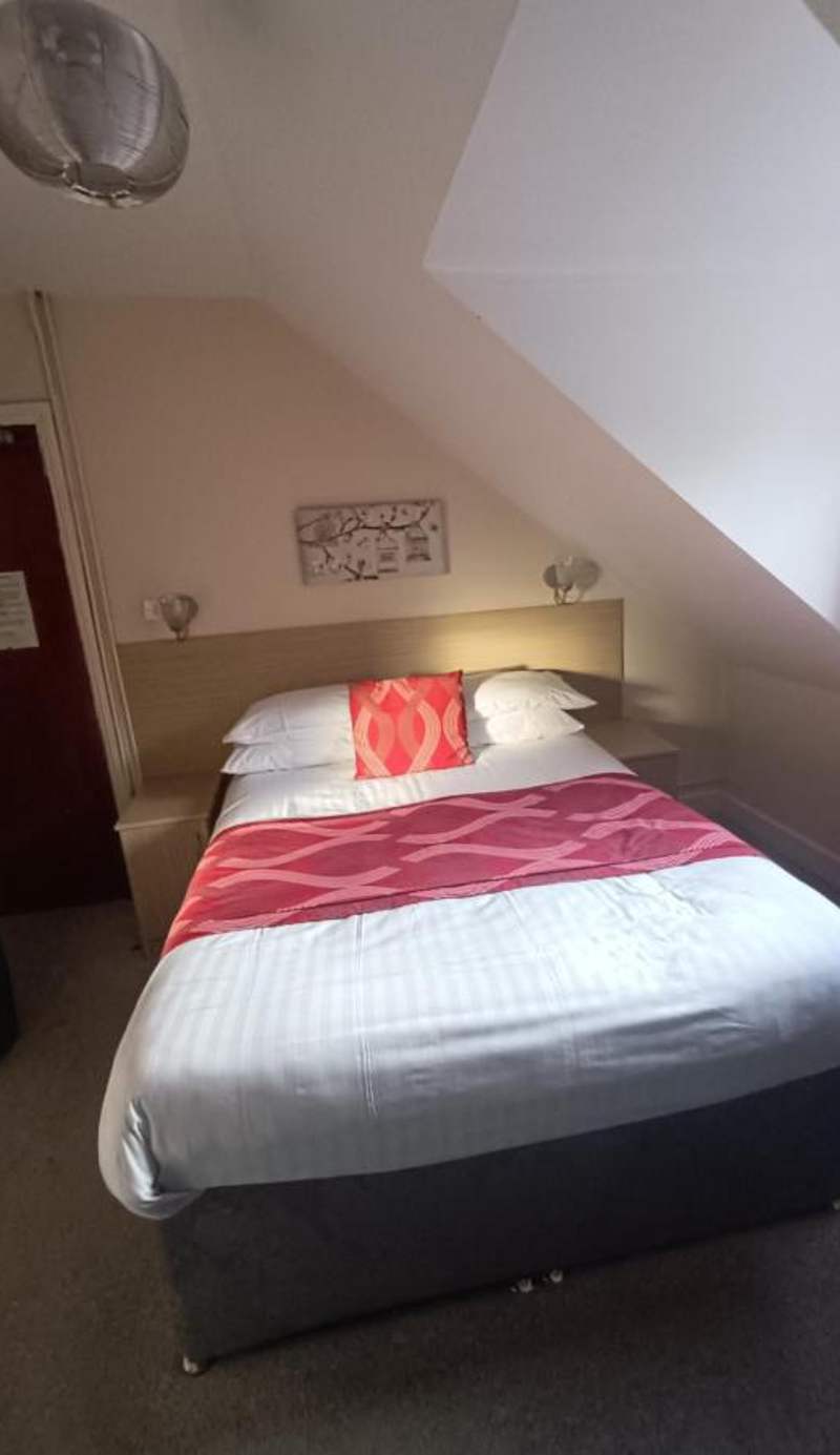 The Sportsview Guest House