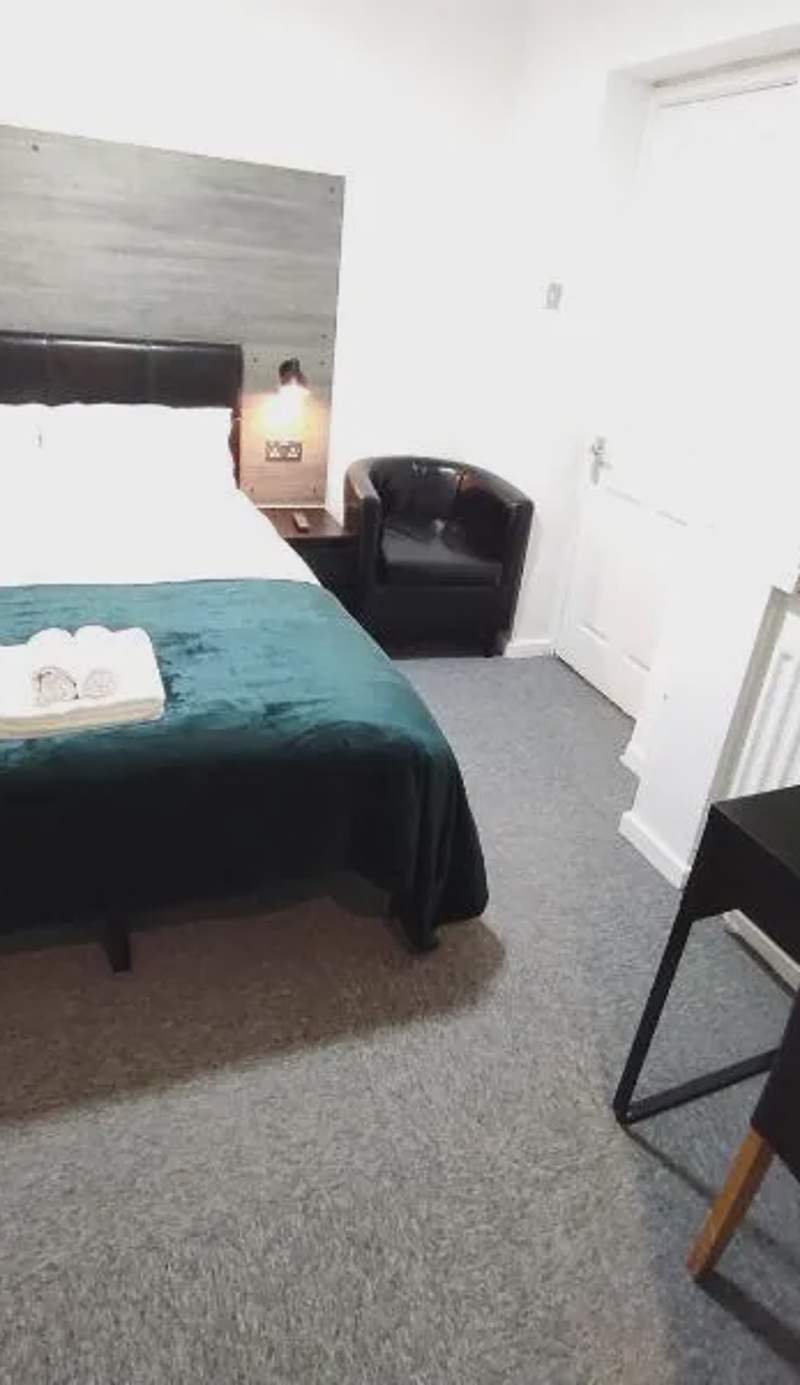 Rowan Studio - City Centre Self Contained One-Bed Flat