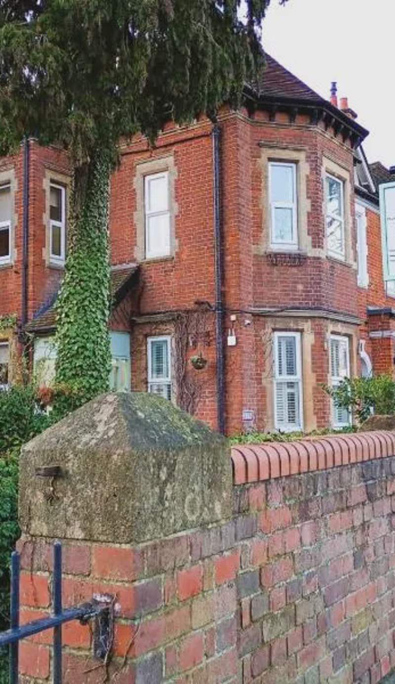Lakeside Oxford Hotel