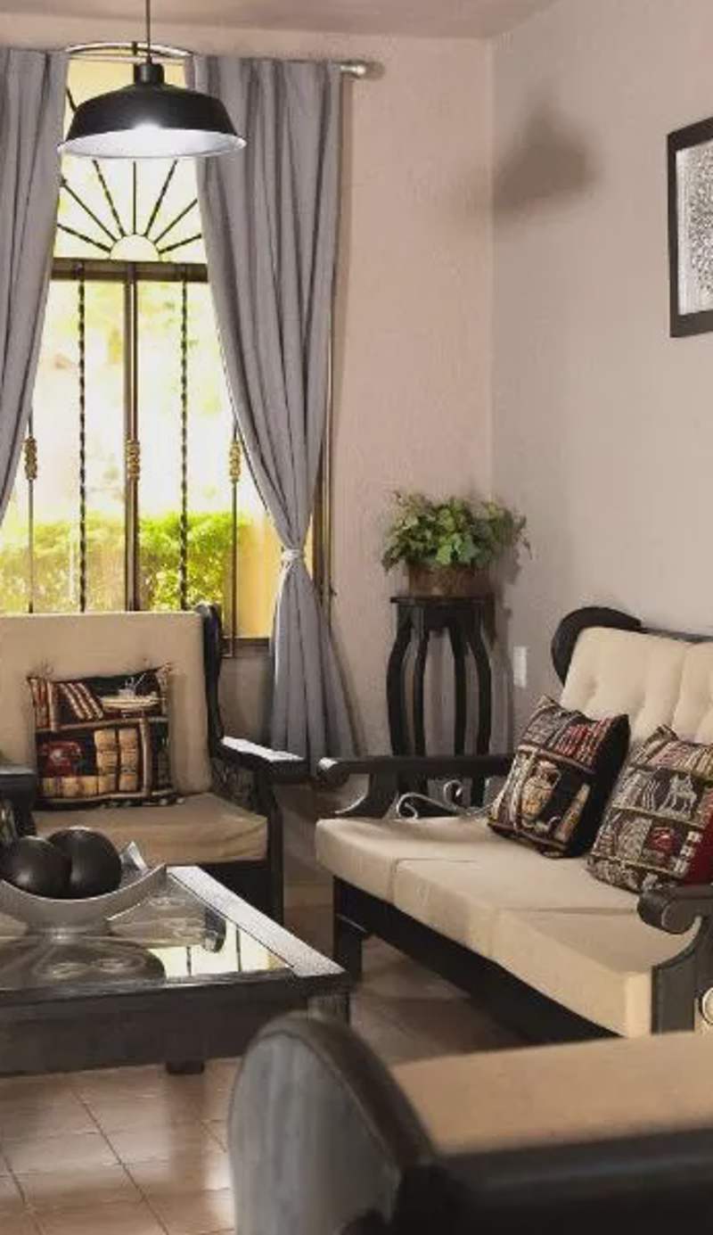 COLONIAL Suites