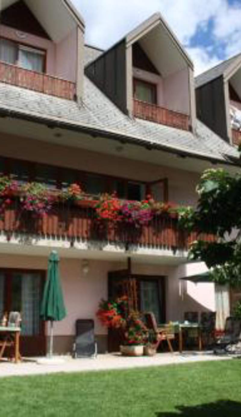 Apartments Kravanja