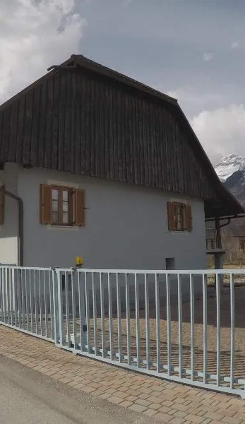 Lesjakova Domačija