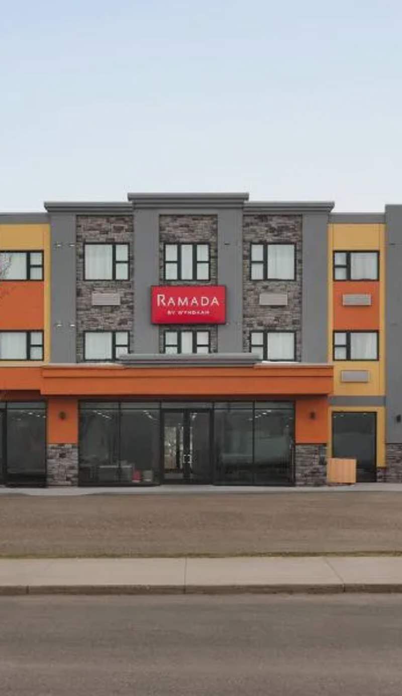 Ramada by Wyndham West Edmonton Hotel & Suites
