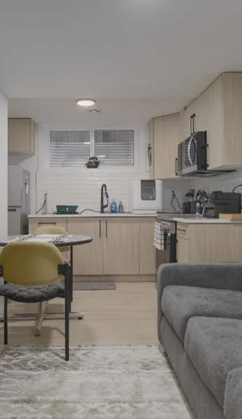 Modern Suite by Royal Alexandra Hospital l Free Parking WiFi Netflix