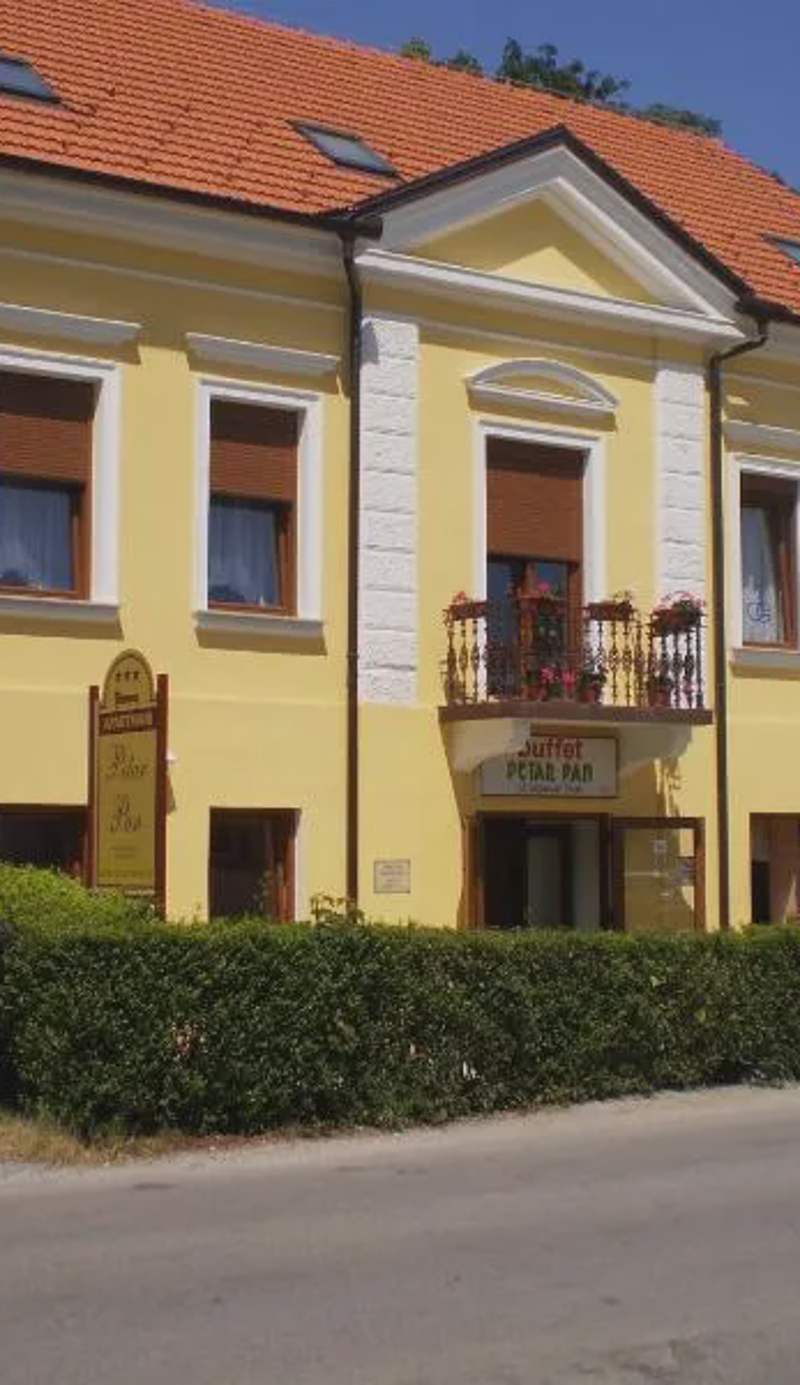 Apartments Petar Pan