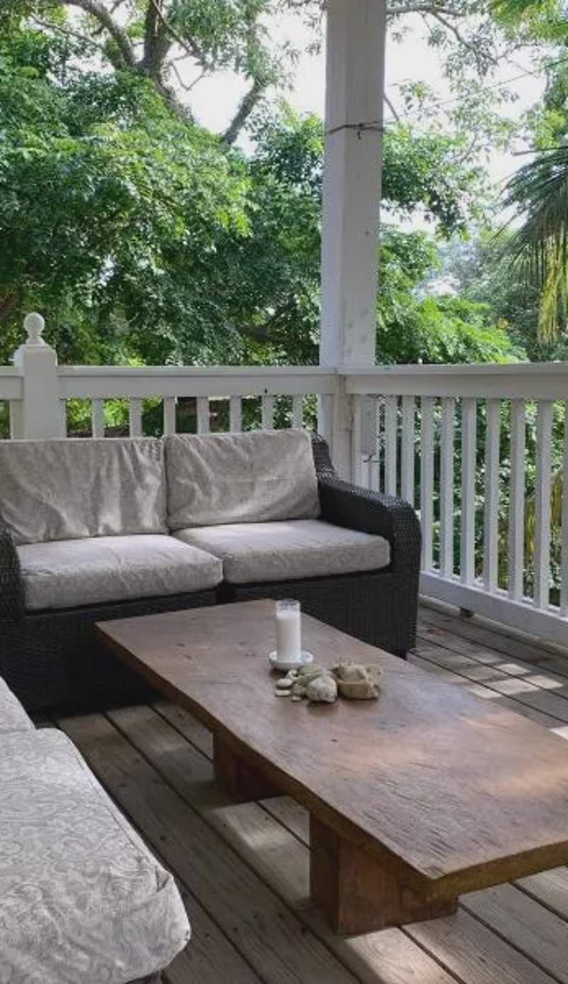 Stunning Loft 2 Floor Unit with Balcony