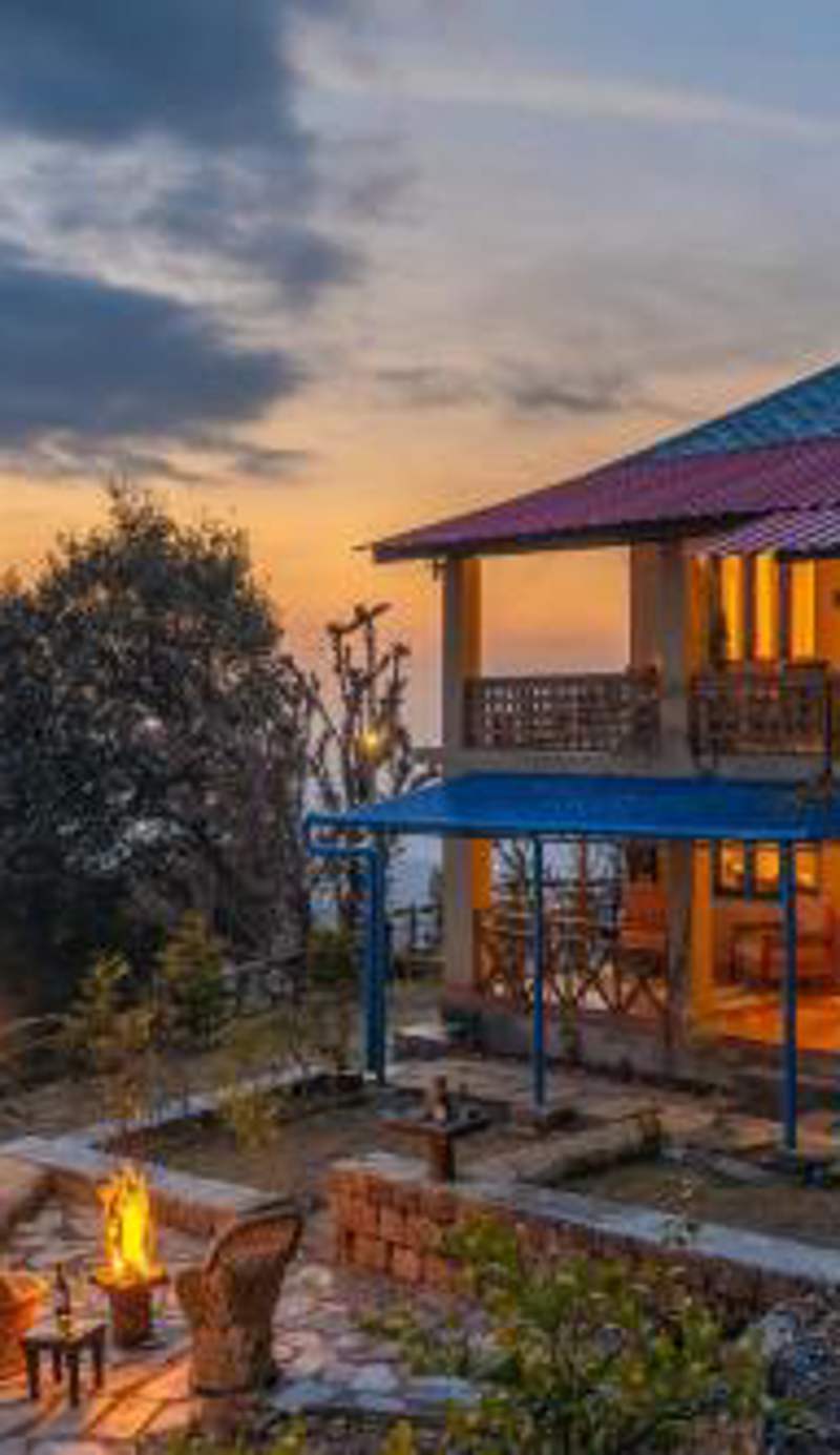 StayVista's Rooh - Bir - 2BHK Mountain-View Villa with Alfresco Dining