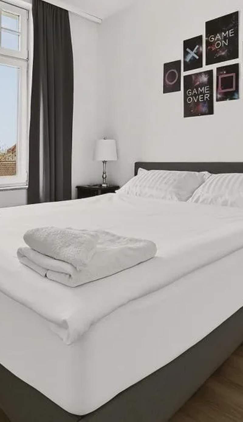 JayBnB - Gaming Apartment PS5 65 Zoll 4K TV Wohnung mit Balkon