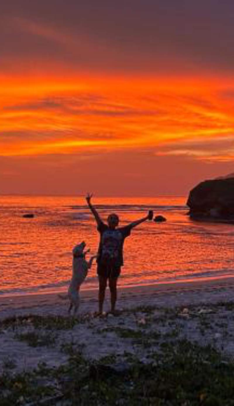 Mama Nings Beach Hotel