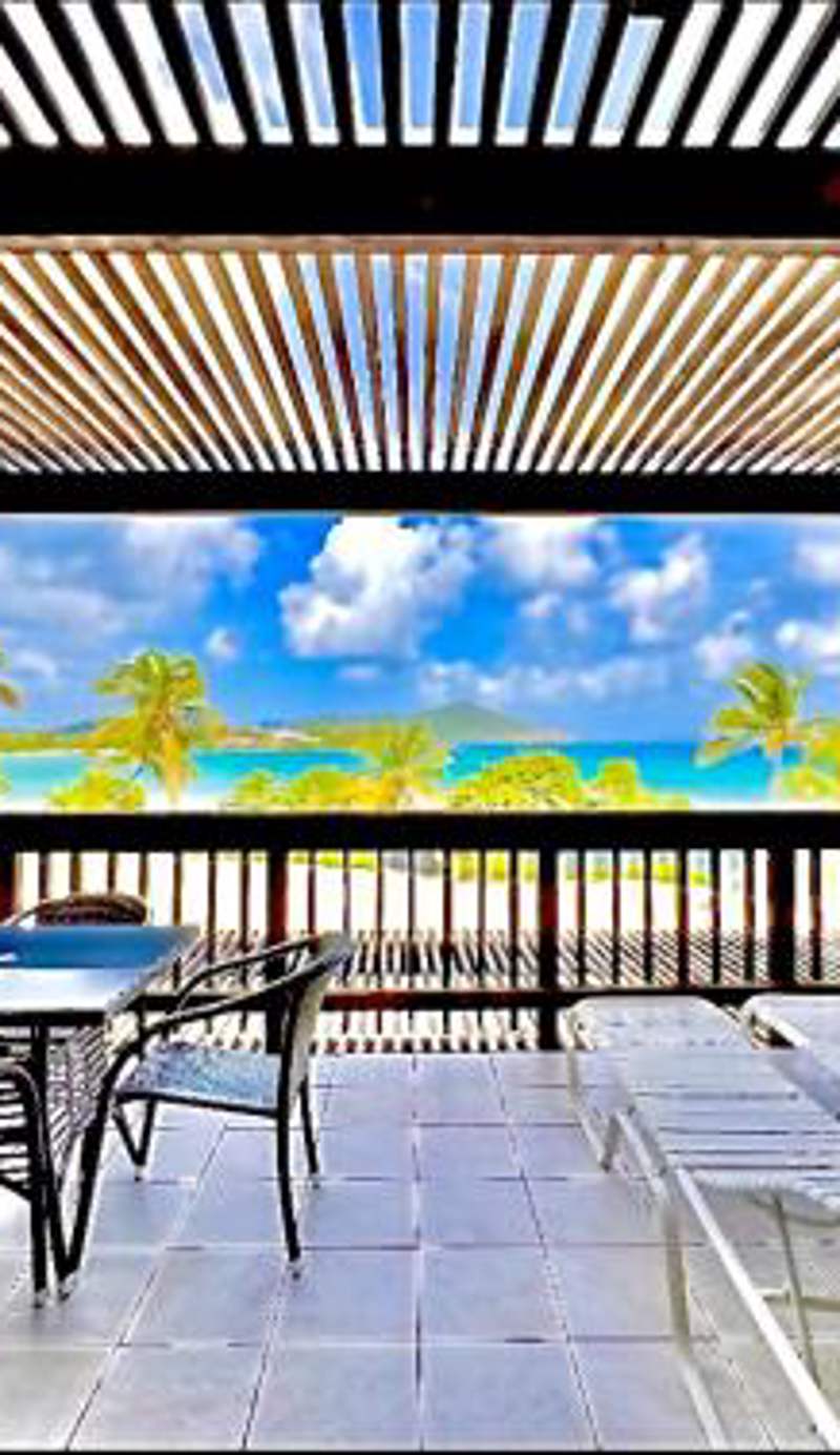 Sapphire Beachfront Condo - View of Paradise - Free Wi - Fi