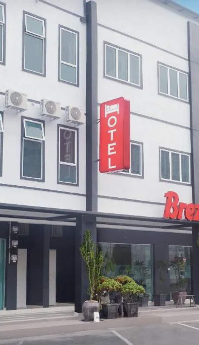 Brezza Hotel Sitiawan