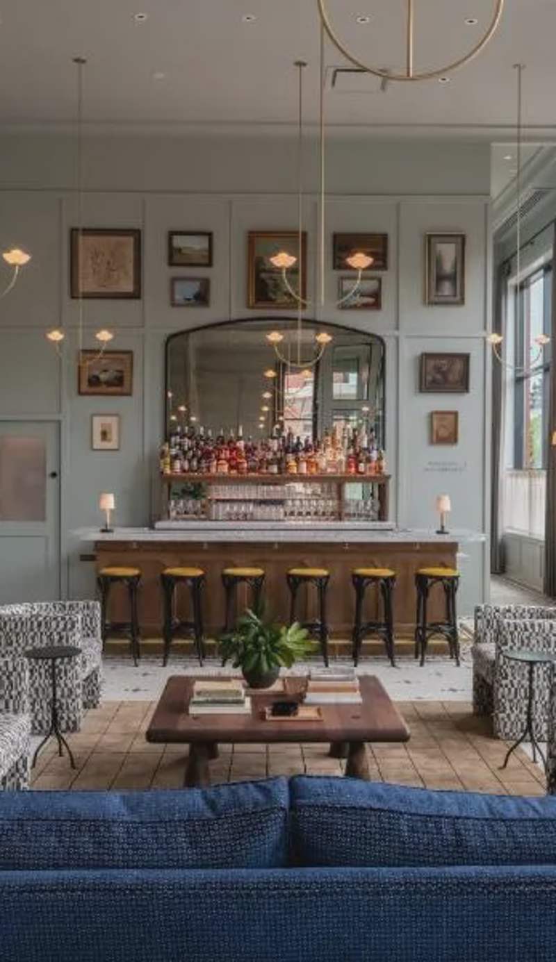 Longfellow Hotel