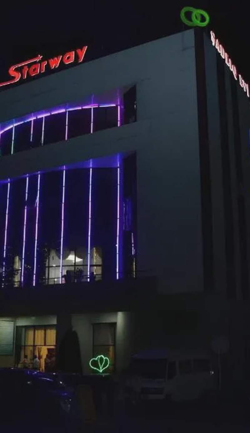 Starway Hotel