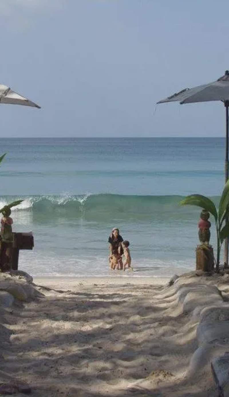 JJ Beach Resort & JJ Seafood