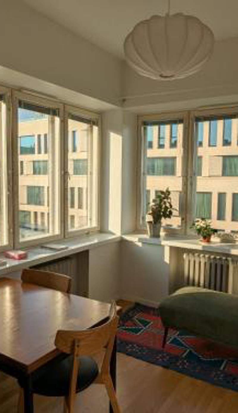 Artistic 2-Bedroom full of light