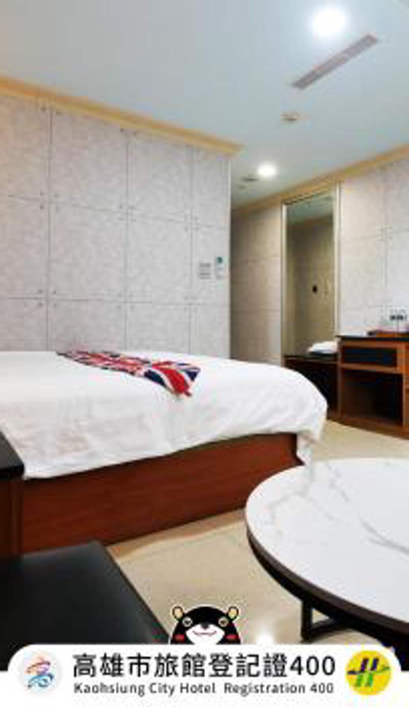 I Hi Loveriver Hotel