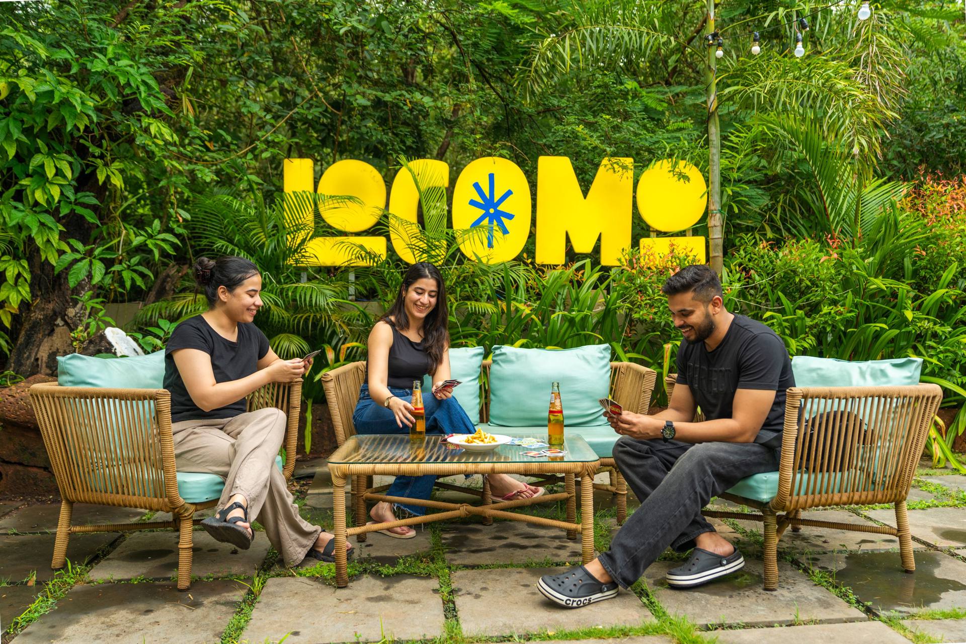 Locomo Boutique Morjim- Cozy tropical stay, near beach
