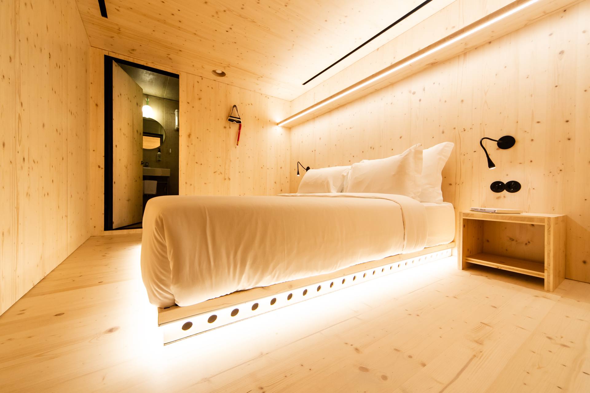 Zero Box Lodge