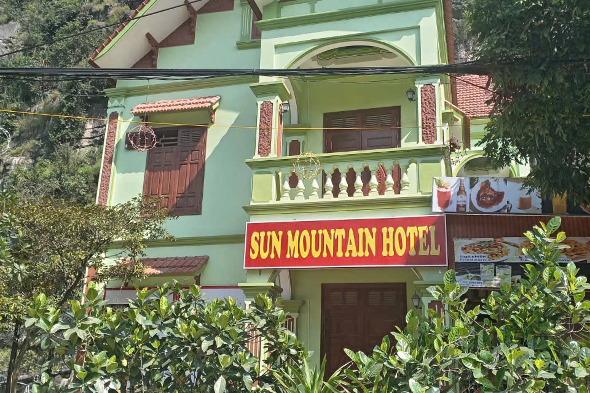 Sun Mountain Hostel
