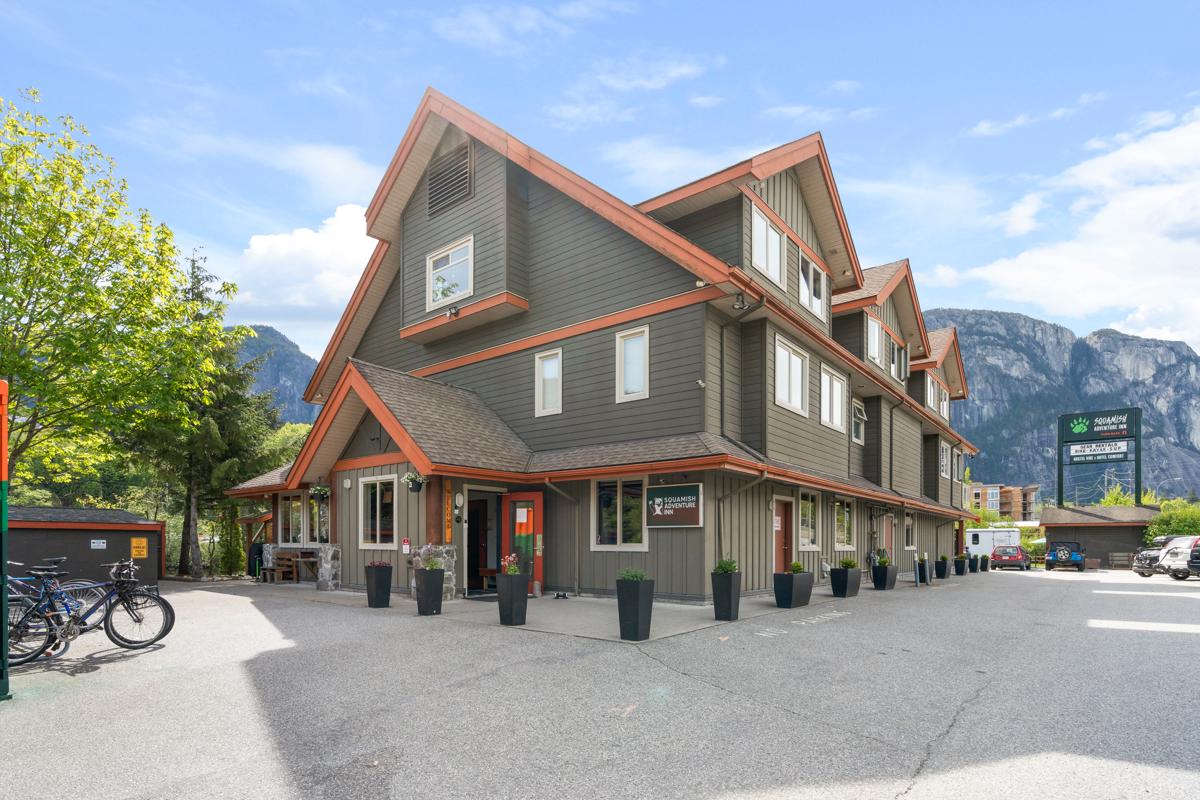 Squamish Adventure Inn photo 1