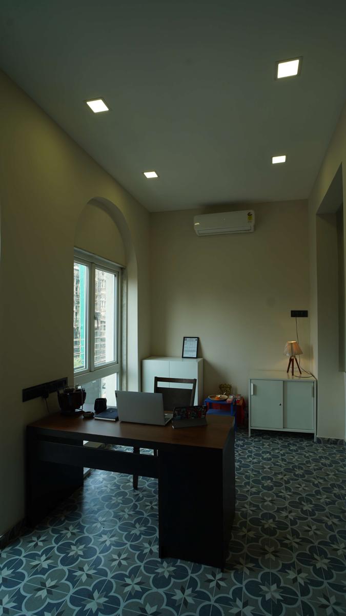 The Colaba Pod photo 2