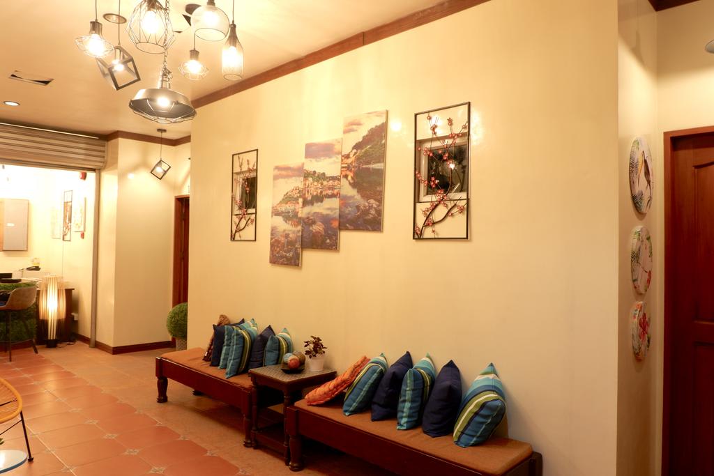 Connecting Flight Hostel- For Regular Stays photo 3