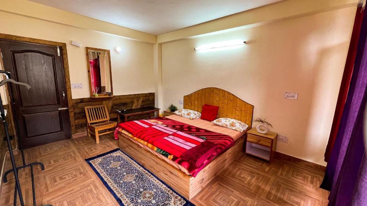 YOLO Backpackers - Manali photo 3