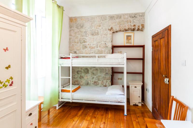 Old Town Hostel photo 4