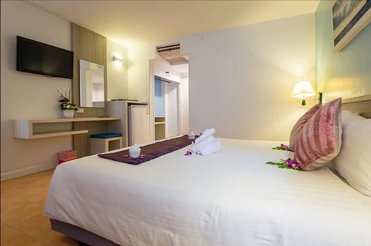 On Hotel Phuket photo 2