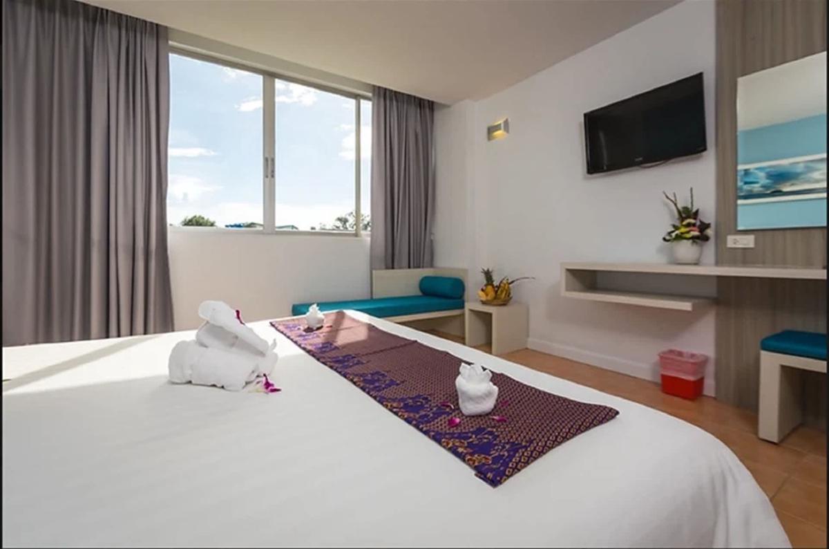 On Hotel Phuket photo 4