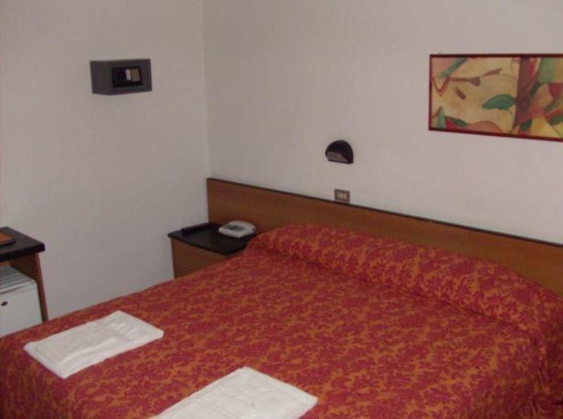 Hotel Niagara photo 2