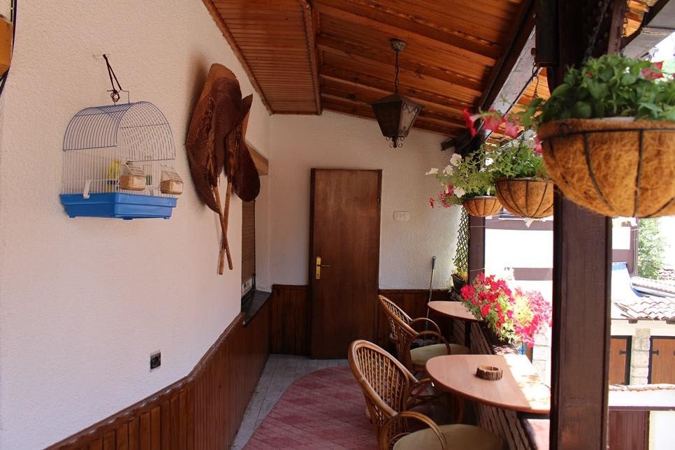 Hostel Bushati photo 2