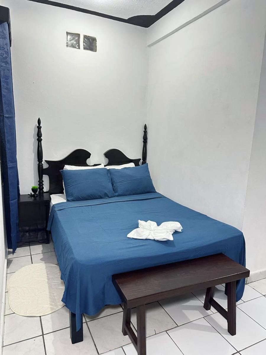 Hostal Don Moisés photo 2