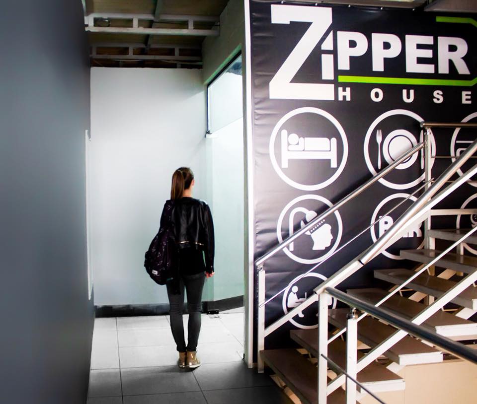 Zipper House photo 2