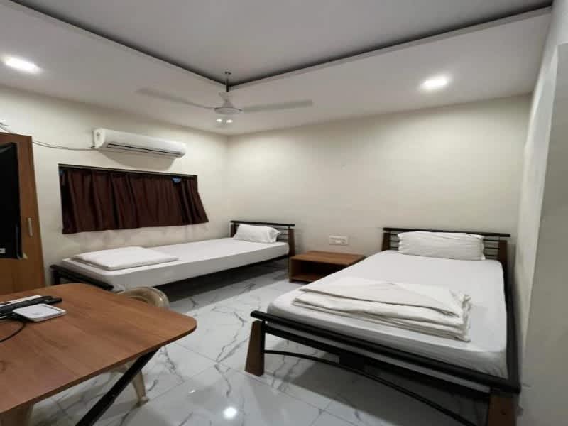 Red House Hostels photo 4