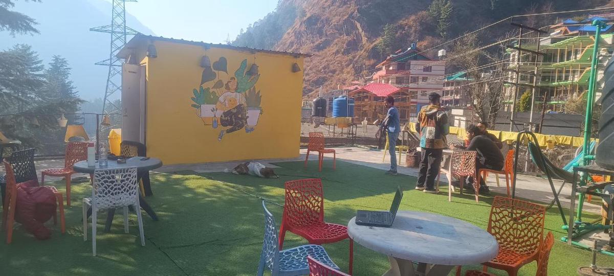 Nomads Hostel Kasol photo 6