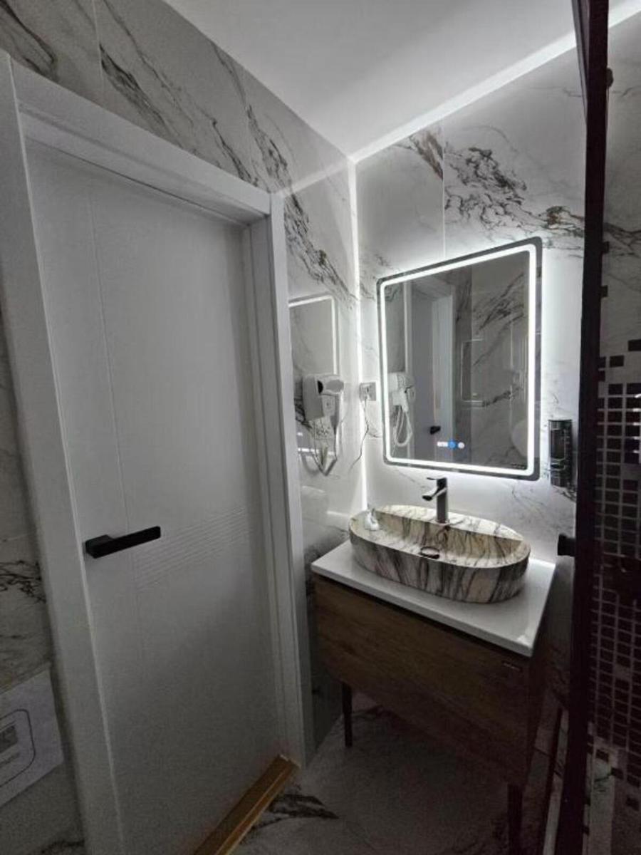 Central Guest House photo 2