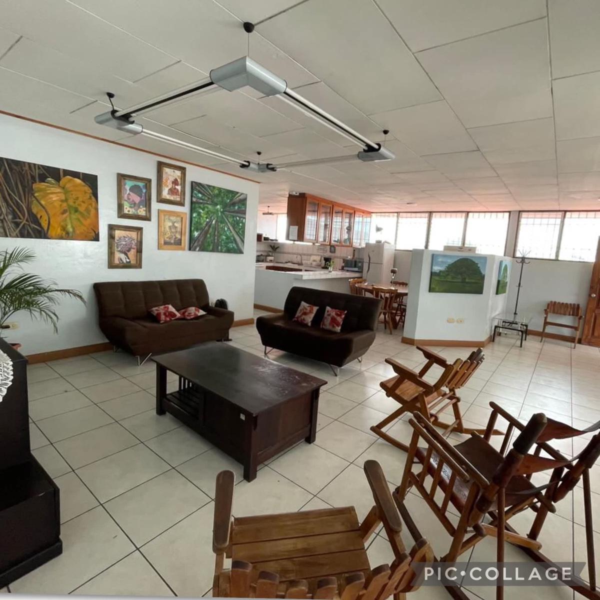 Hostal Central Park photo 1